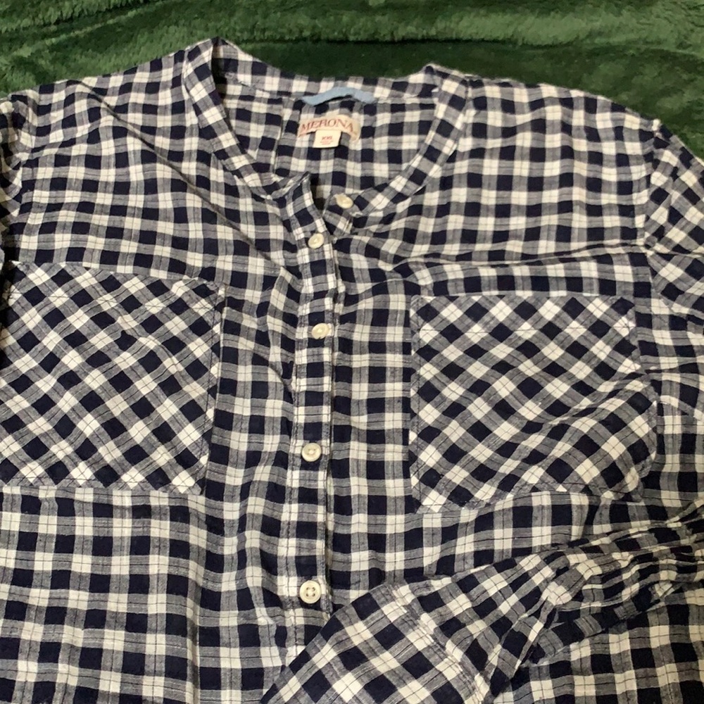 Thin plaid tunic